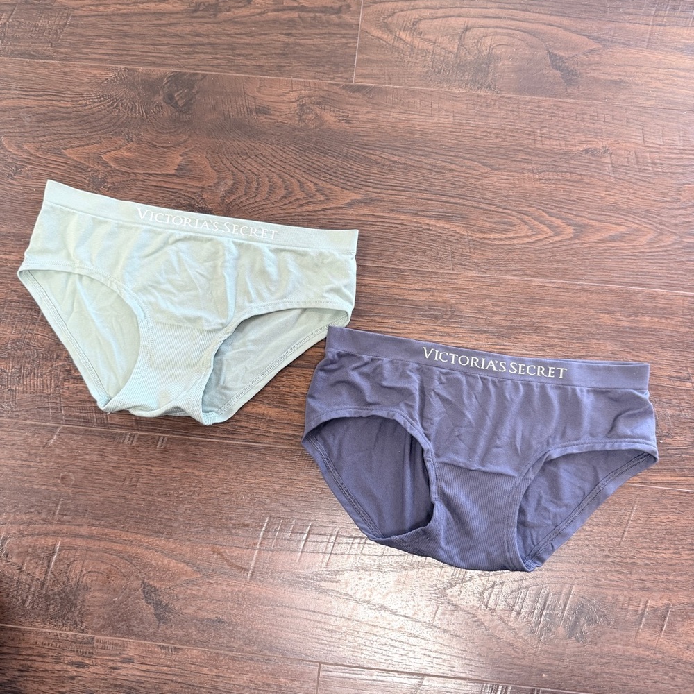 NWOT VICTORIAS SECRET PANTIES GREEN AND BLUE